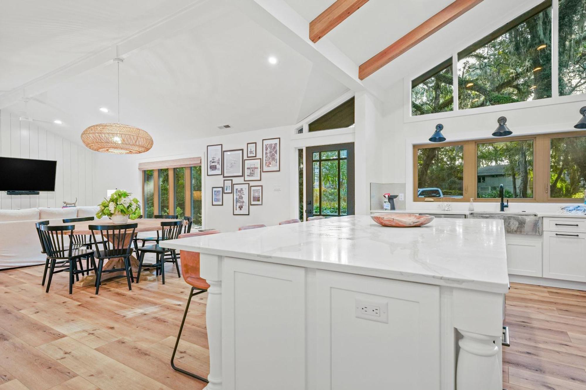 Holiday home New Listing - Upscale Coastal Ranch - Private Pool & - 13 Planters Wood Ct Hilton Head Island