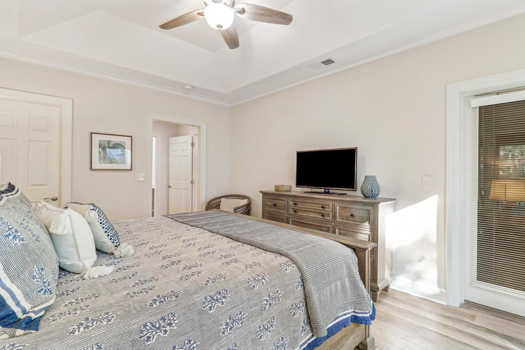 8110 Wendover Dunes Villa *