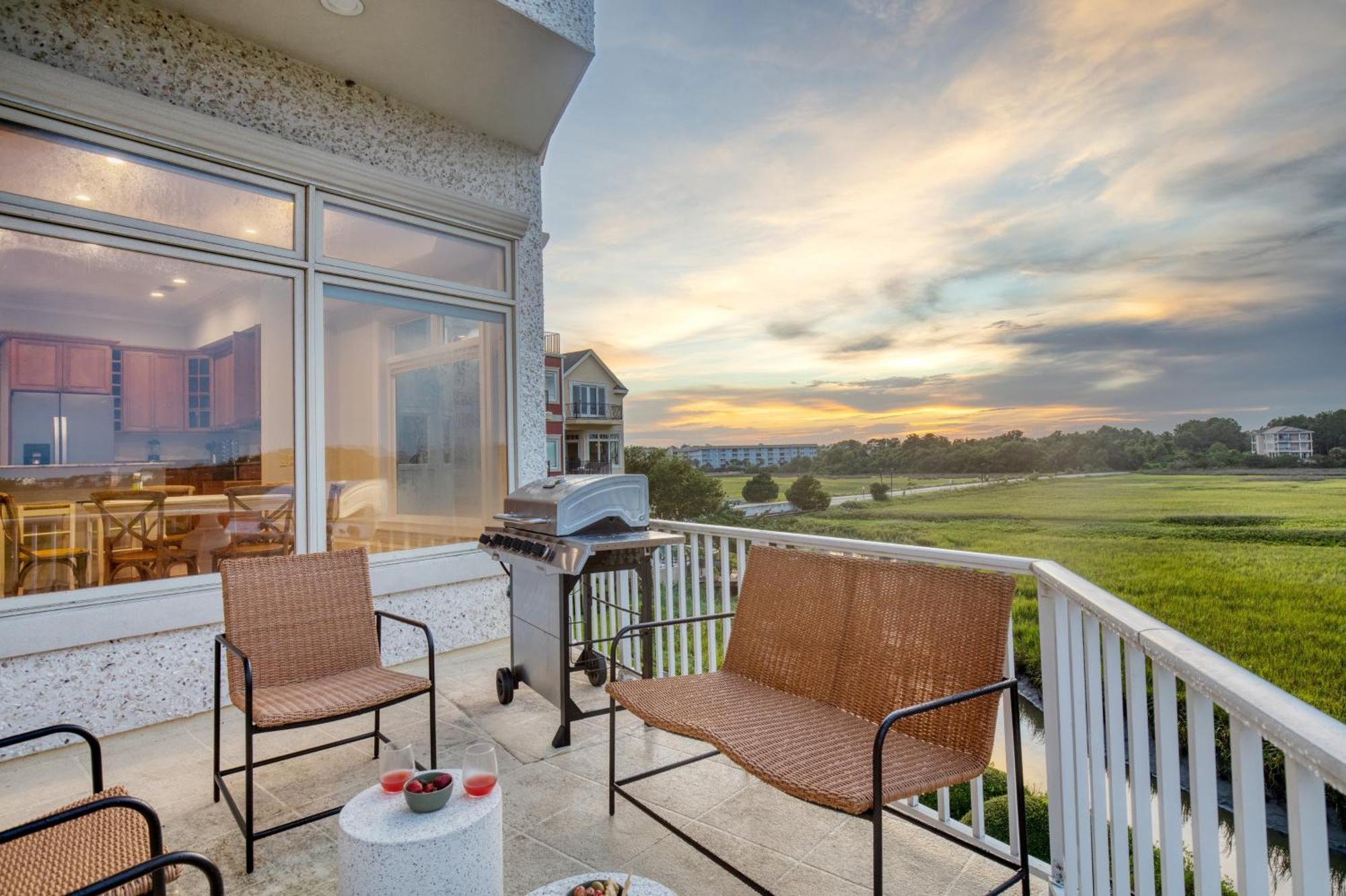 Holiday home Beachwalk By Avantstay Hilton Head Oasis Steps From Singleton Beach *