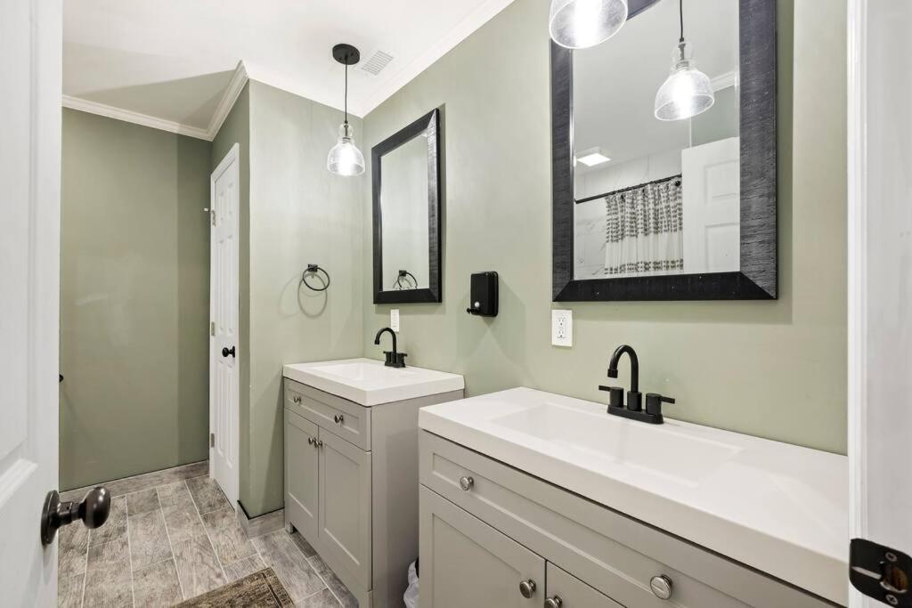 Apartment #94 Bright 2bdr Pet Welcome Pool 2parking Baby Crib Hilton Head Island