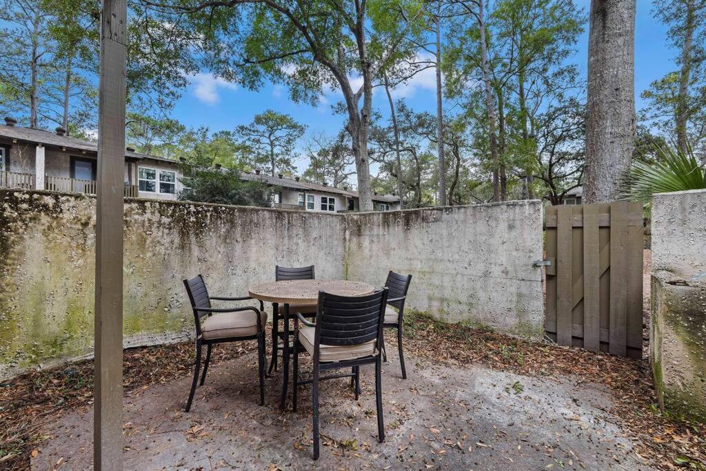 Apartment #94 Bright 2bdr Pet Welcome Pool 2parking Baby Crib