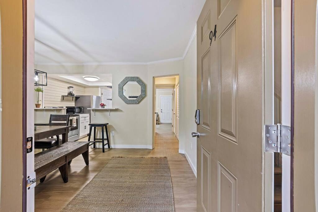 Apartment #94 Bright 2bdr Pet Welcome Pool 2parking Baby Crib