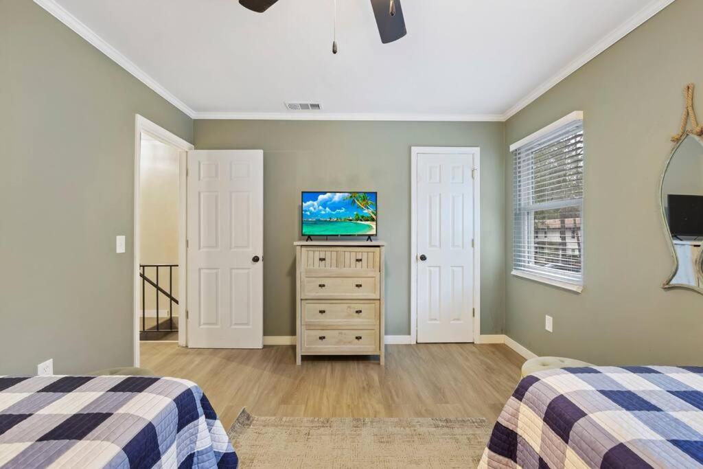 Apartment #94 Bright 2bdr Pet Welcome Pool 2parking Baby Crib Hilton Head Island