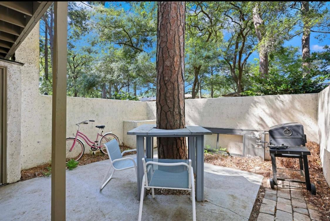 #81 Beautiful Large 2 Assigned Parking Pool Pet Friendly Near * Hilton Head Island