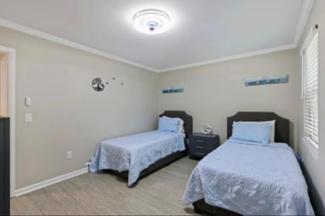 #81 Beautiful Large 2 Assigned Parking Pool Pet Friendly Near * Hilton Head Island
