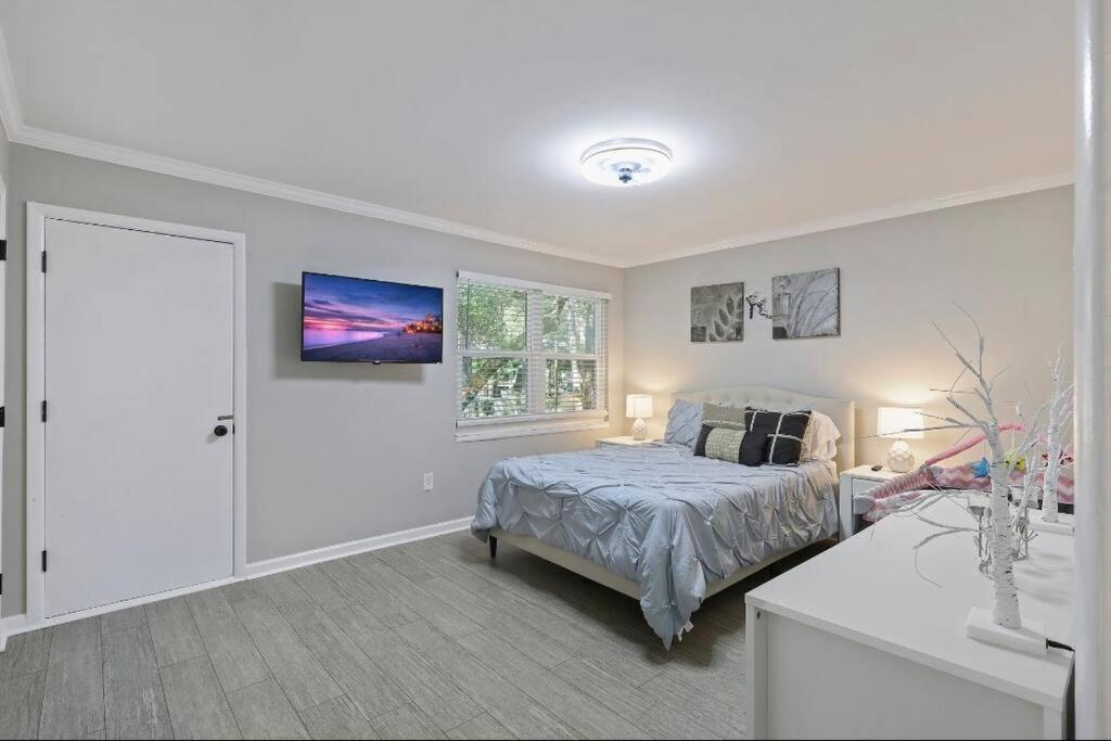 #81 Beautiful Large 2 Assigned Parking Pool Pet Friendly Near * Hilton Head Island
