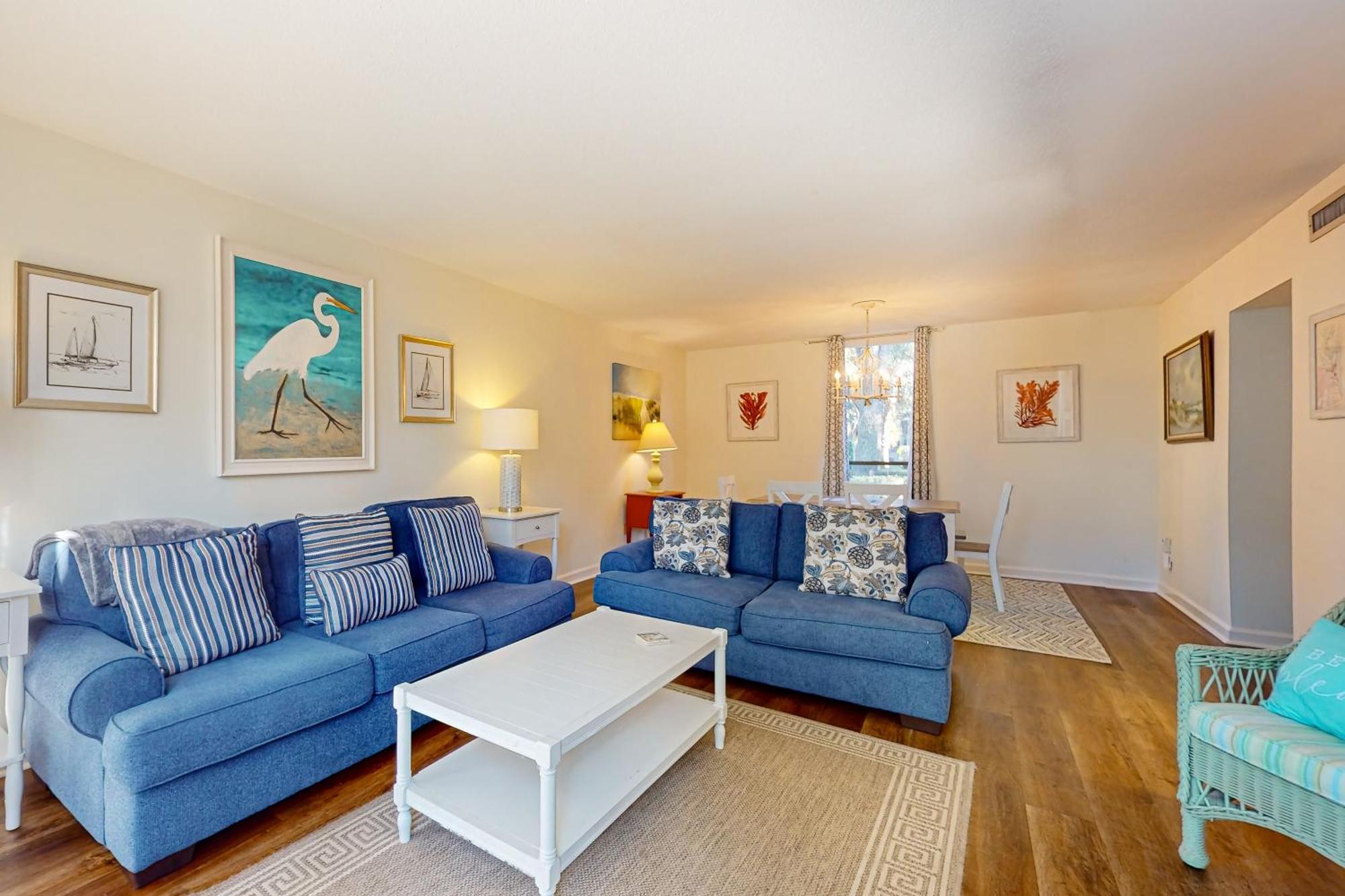 Apartment Seascape 3215