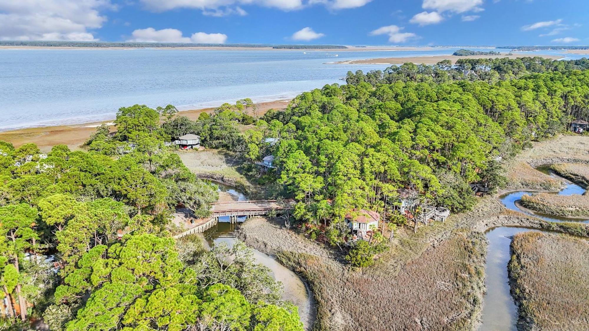 Villa A Magical Treehouse By The Sea! *