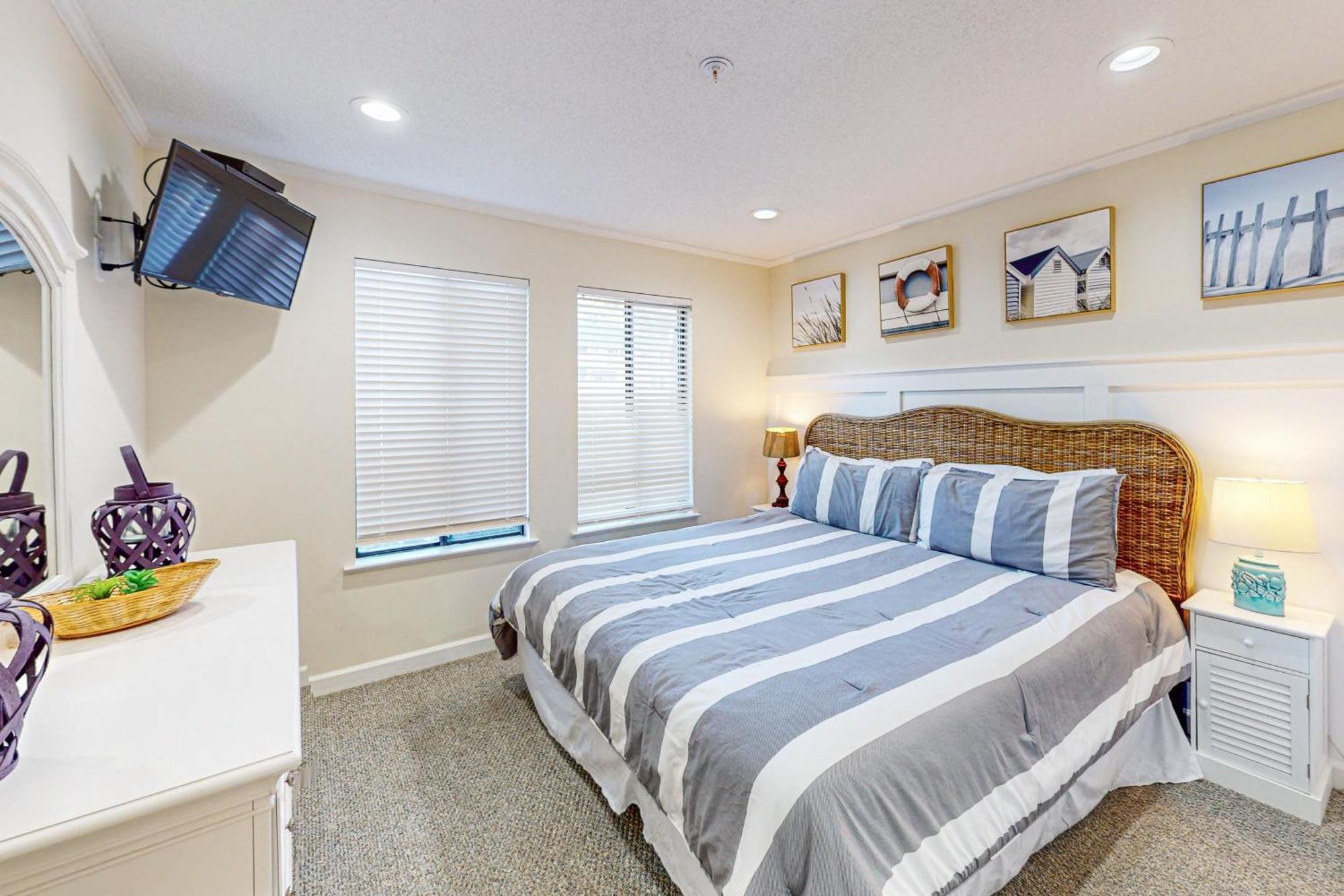 On Port Royal Sound 3121 Apartment *