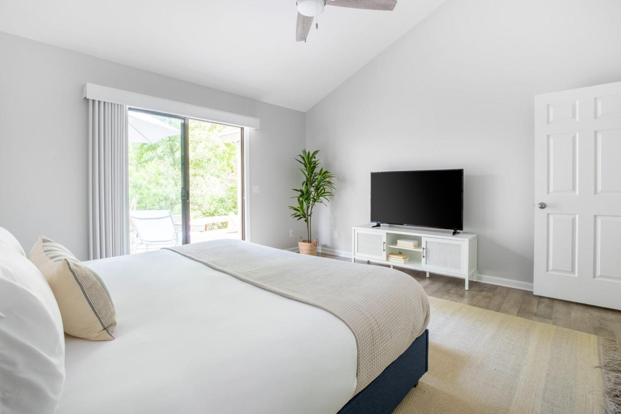Sea Pine By Avantstay Private Modern Surrounded In Lush Greenery Close To