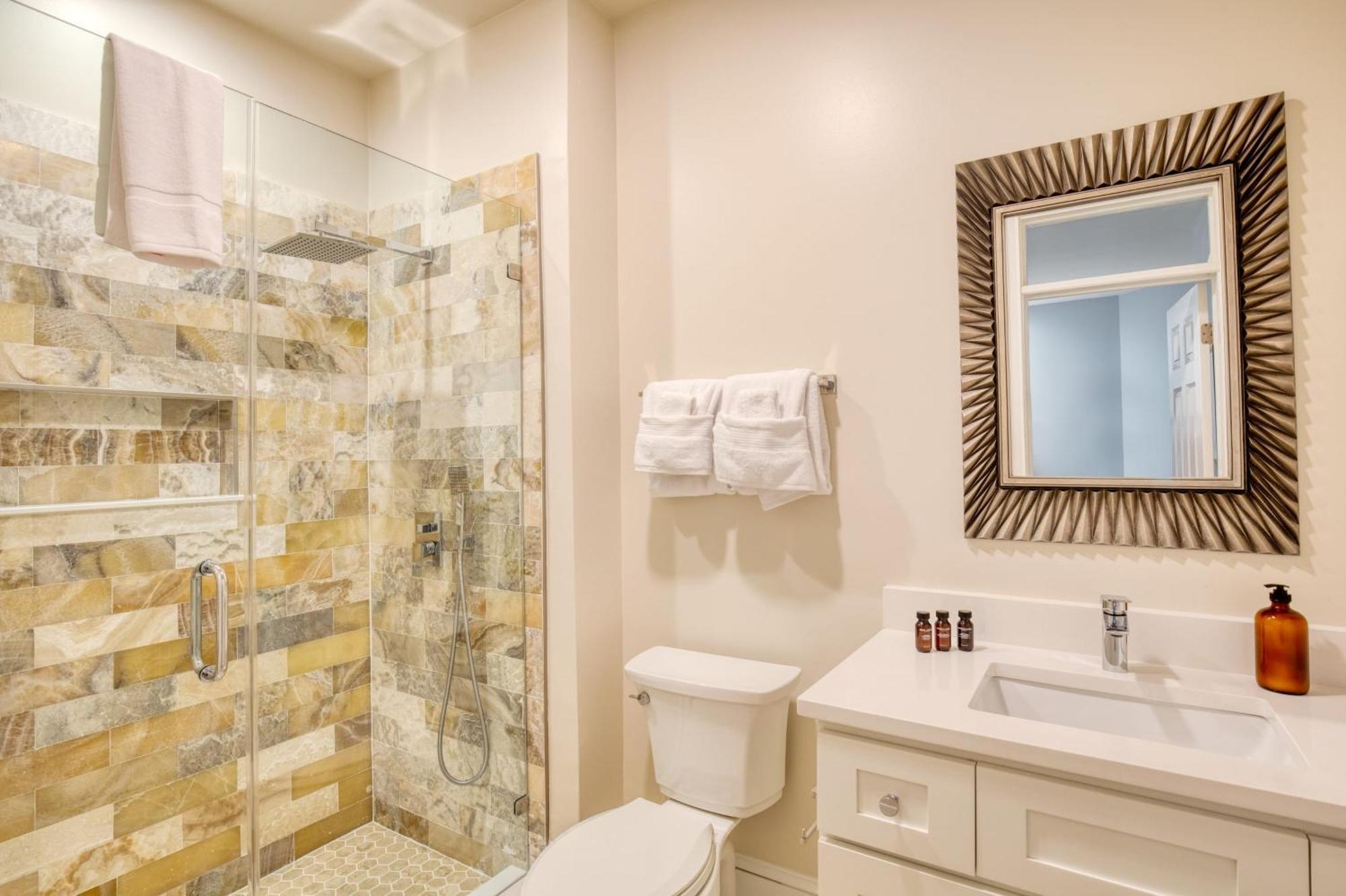 Holiday home Beachwalk By Avantstay Hilton Head Oasis Steps From Singleton Beach *