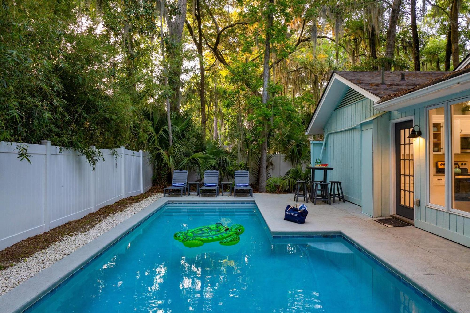 Hilton Hideaway By Avantstay Private Pool Walk To Holiday home