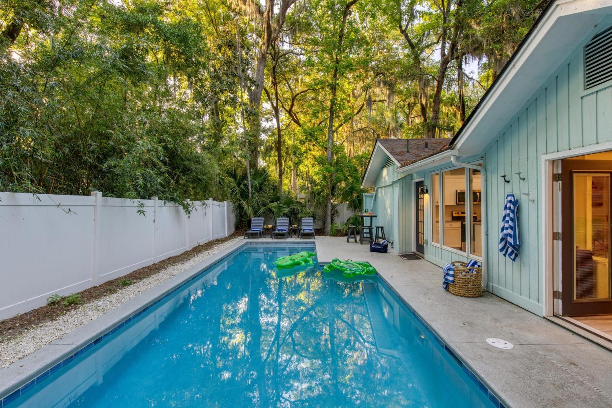Hilton Hideaway By Avantstay Private Pool Walk To Holiday home Hilton Head Island