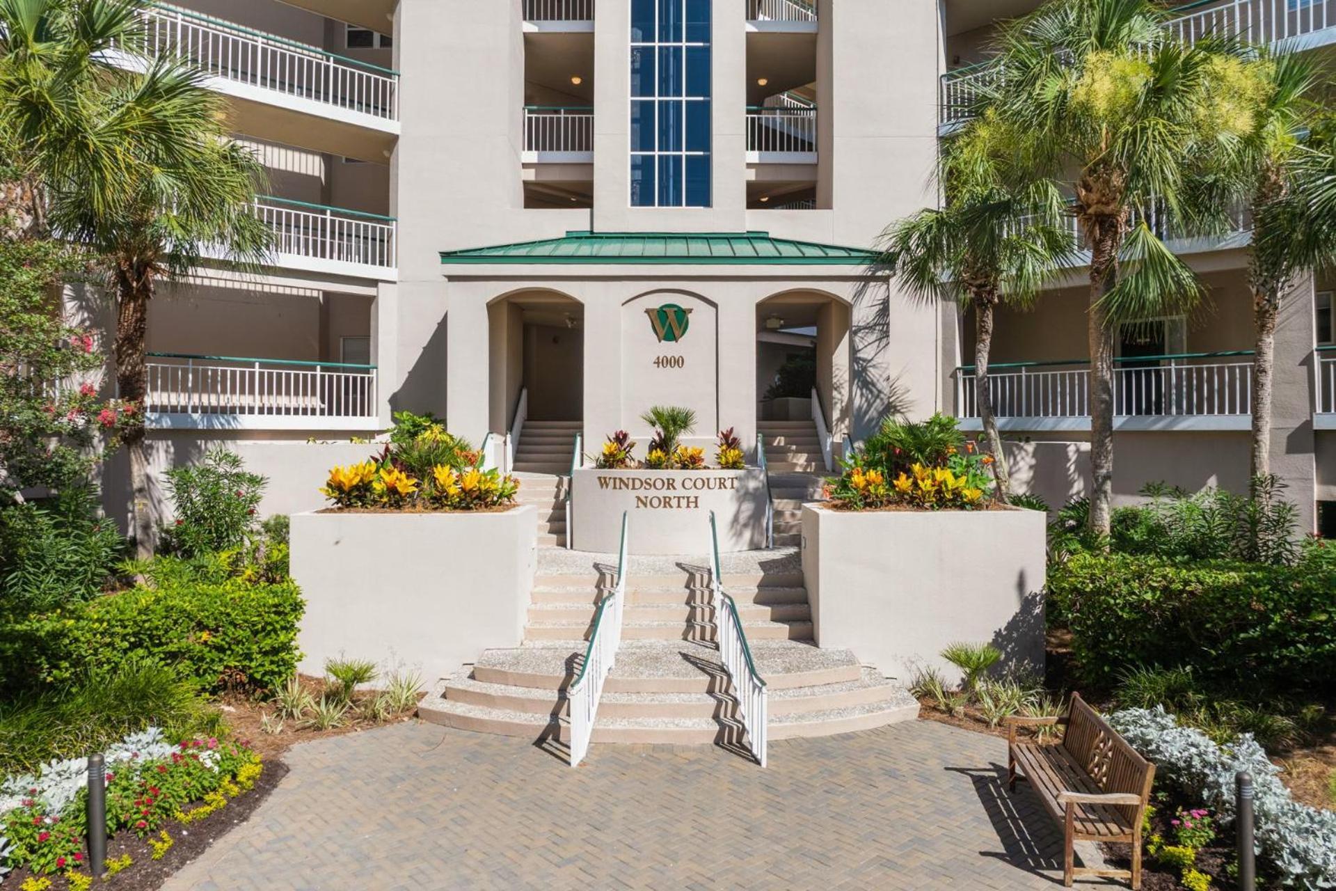 4205 Windsor Court North Holiday home *