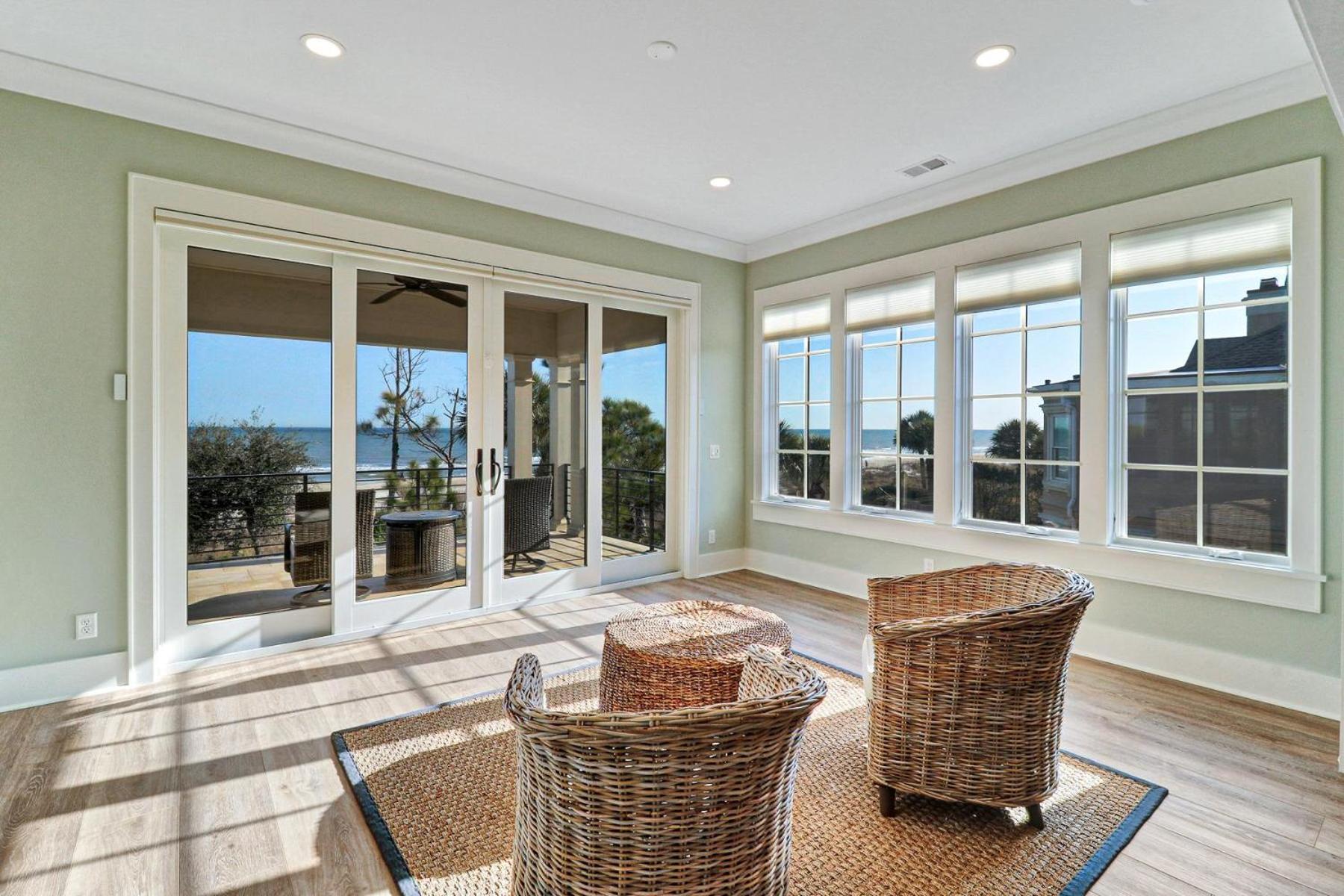 19 Armada Villa
