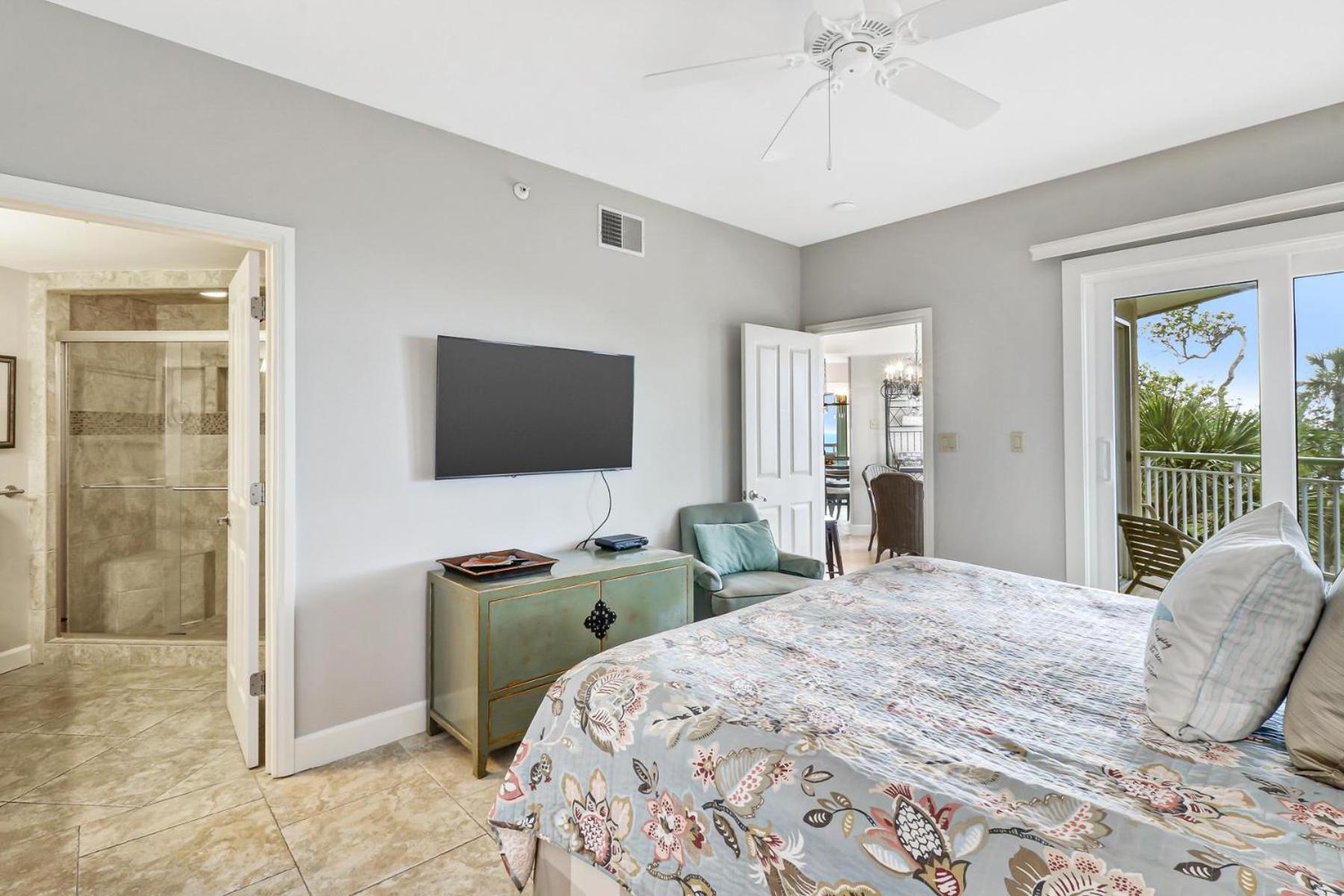 308 Windsor Place *
