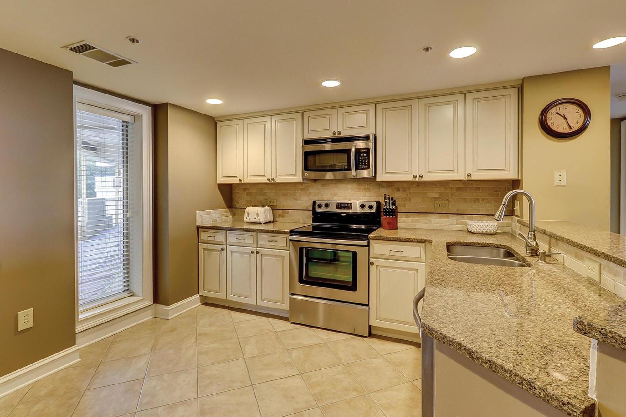 404 Barrington Arms Villa *