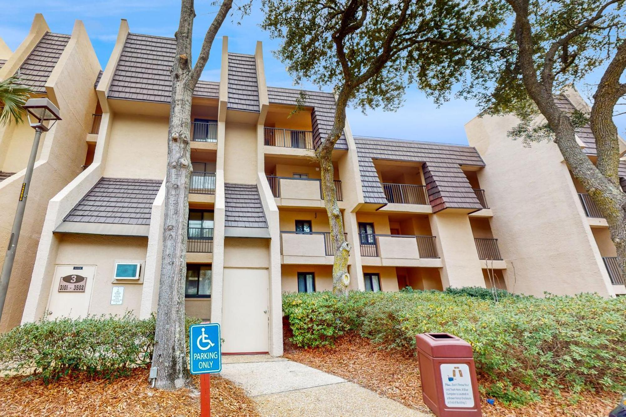 Apartment Island Club 2