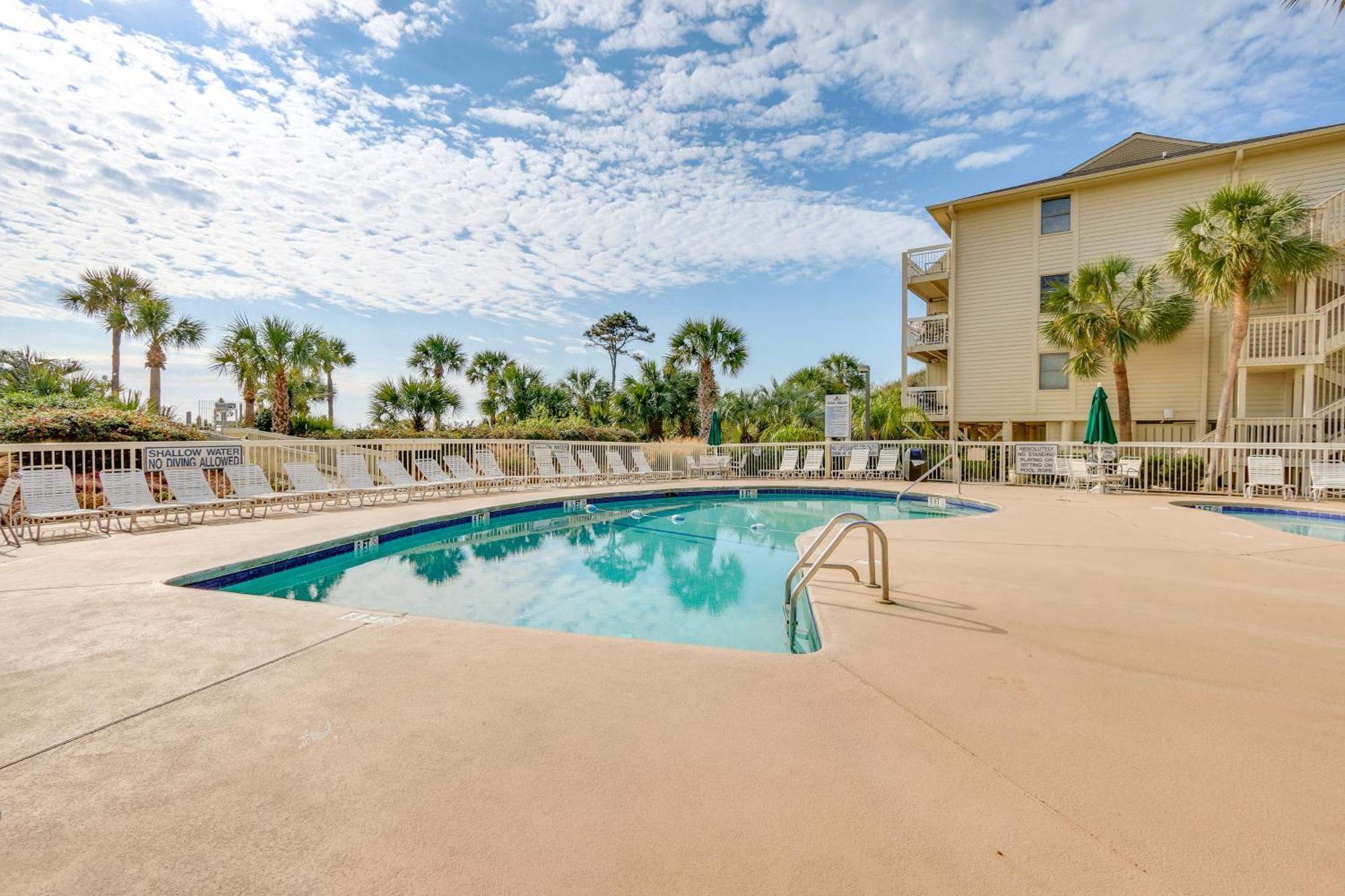 Breakers Oceanfront Getaway With Amazing View And Pool