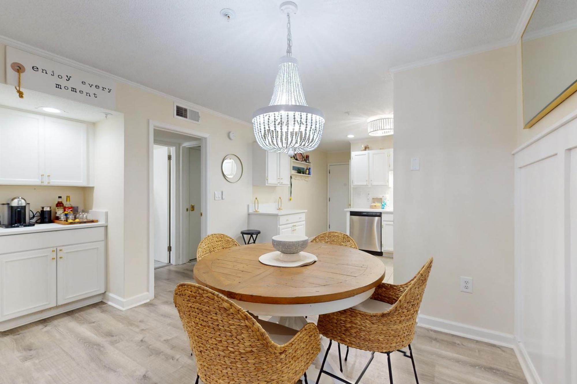 Apartment On Port Royal Sound 3121