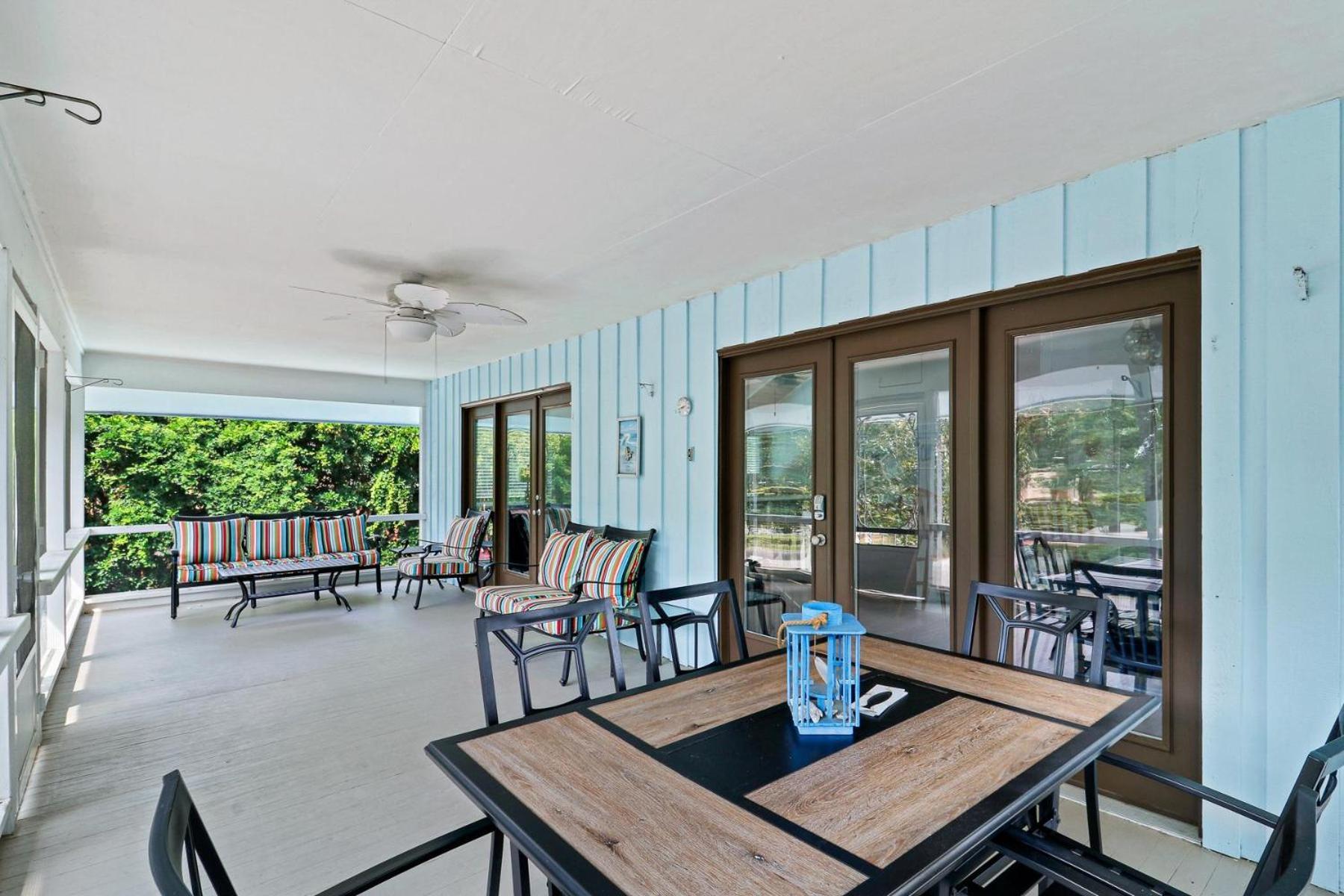 31 Dollar Road Villa