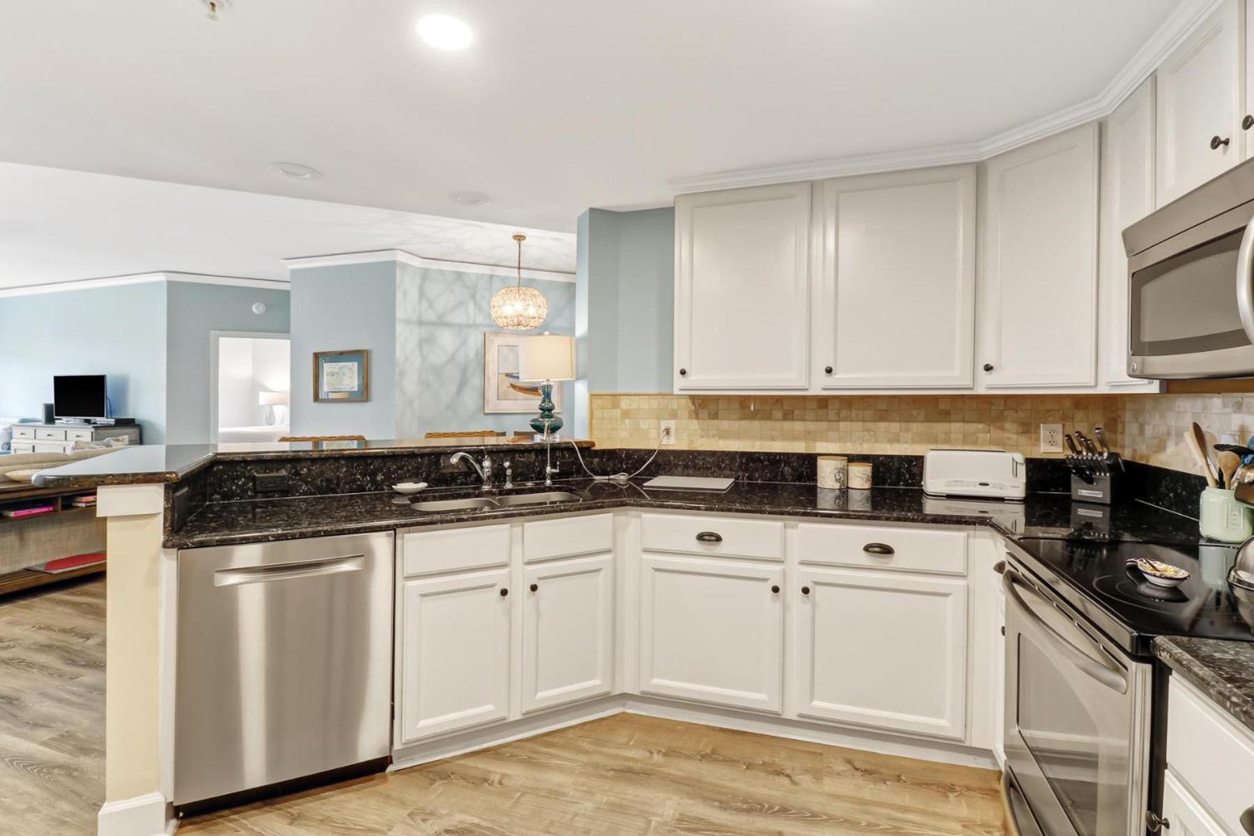 5305 Hampton Place * Hilton Head Island