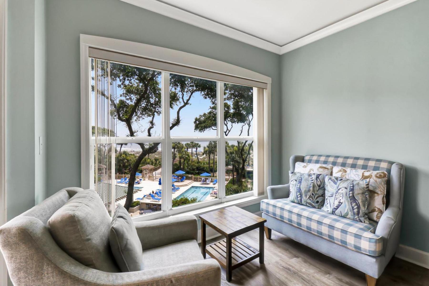 Villa 5305 Hampton Place