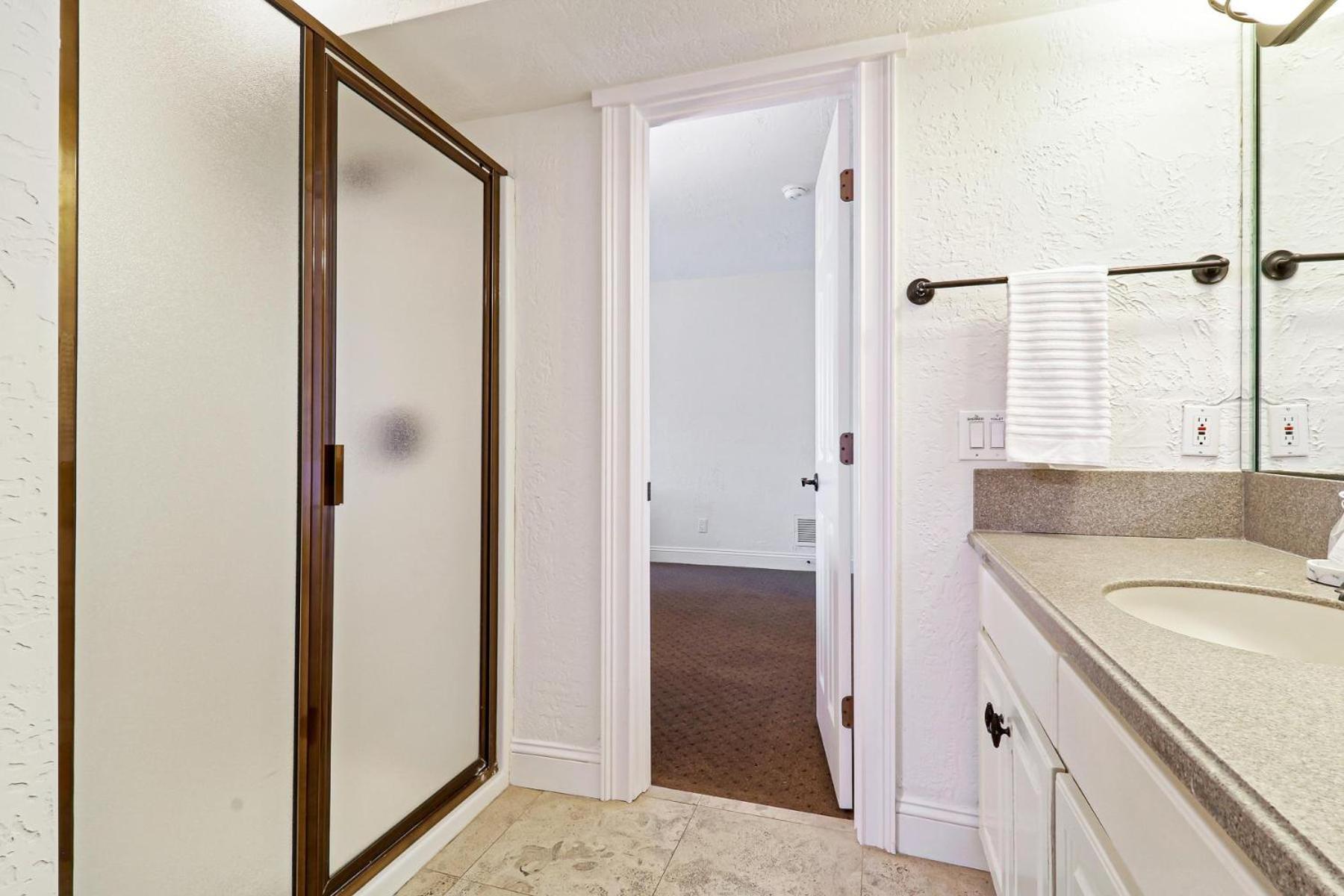 Villa 26 Bradley Circle *