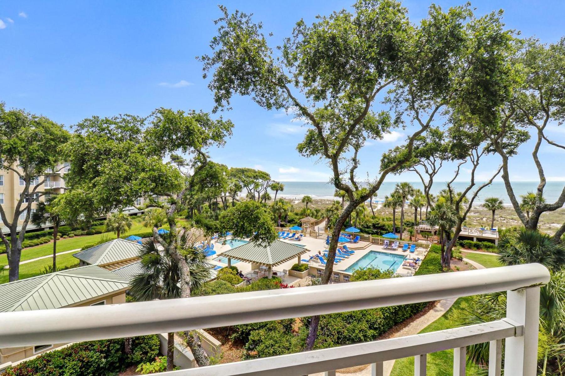 5305 Hampton Place * Hilton Head Island