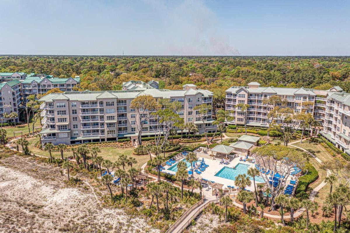 5303 Hampton Place * Hilton Head Island