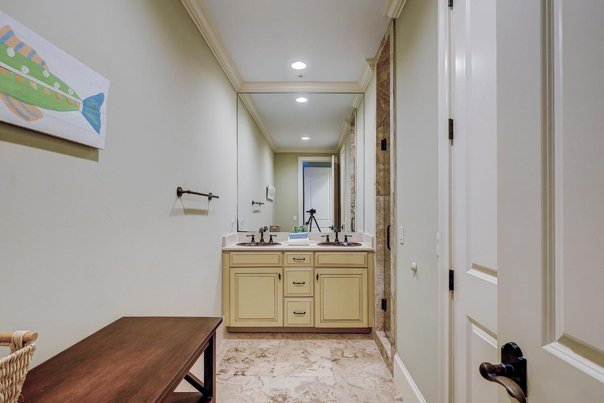 New Listing! Luxury 6 Bedroom 8 Ba Private Heated Pool 3 Kings 2 Queens 8 Twins Day Bed Upscale Decor *