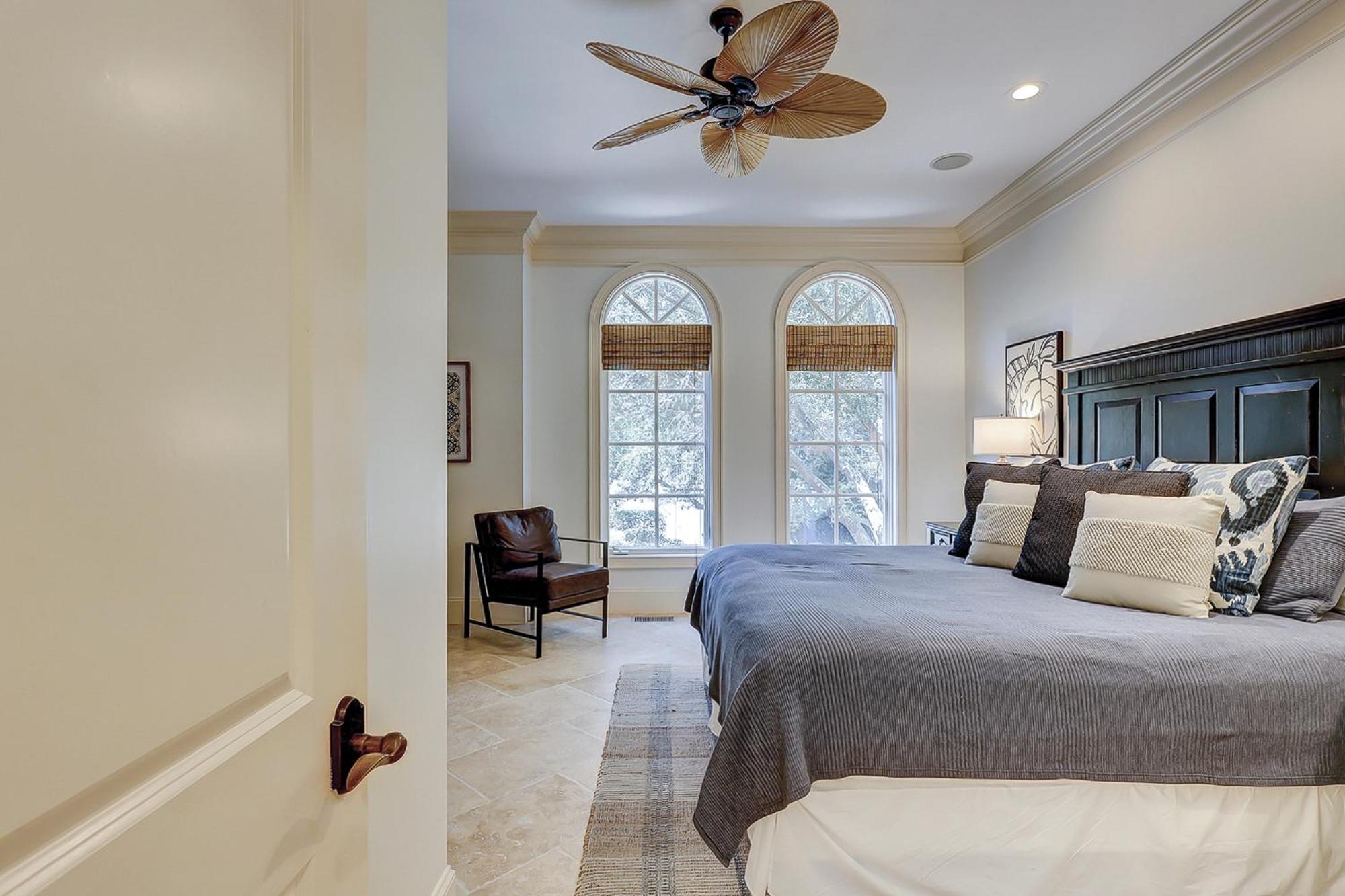New Listing! Luxury 6 Bedroom 8 Ba Private Heated Pool 3 Kings 2 Queens 8 Twins Day Bed Upscale Decor *