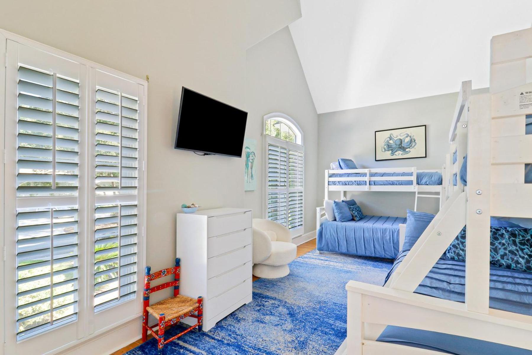 27 Starboard Tack Villa *