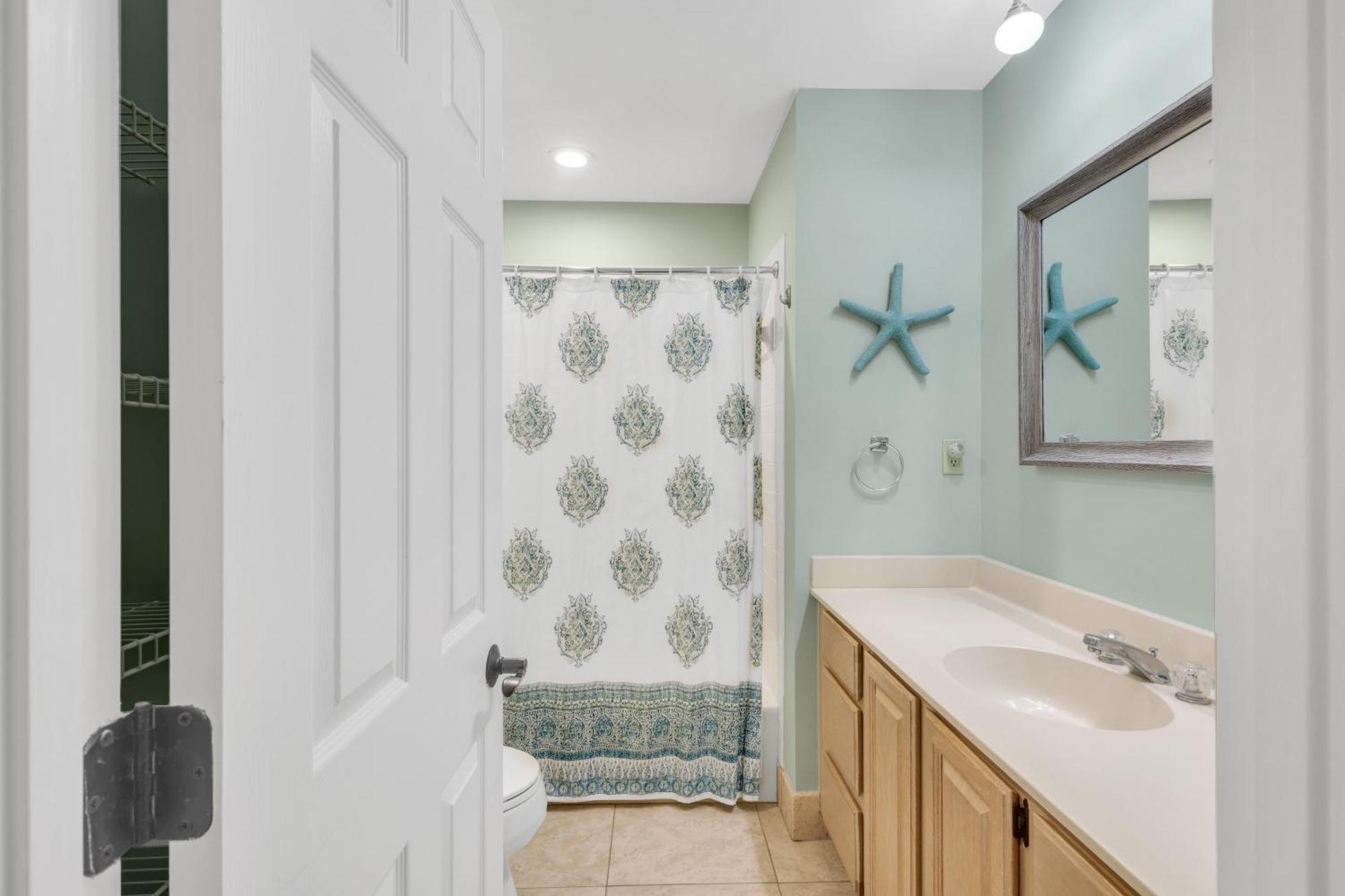 7627 Huntington Villa