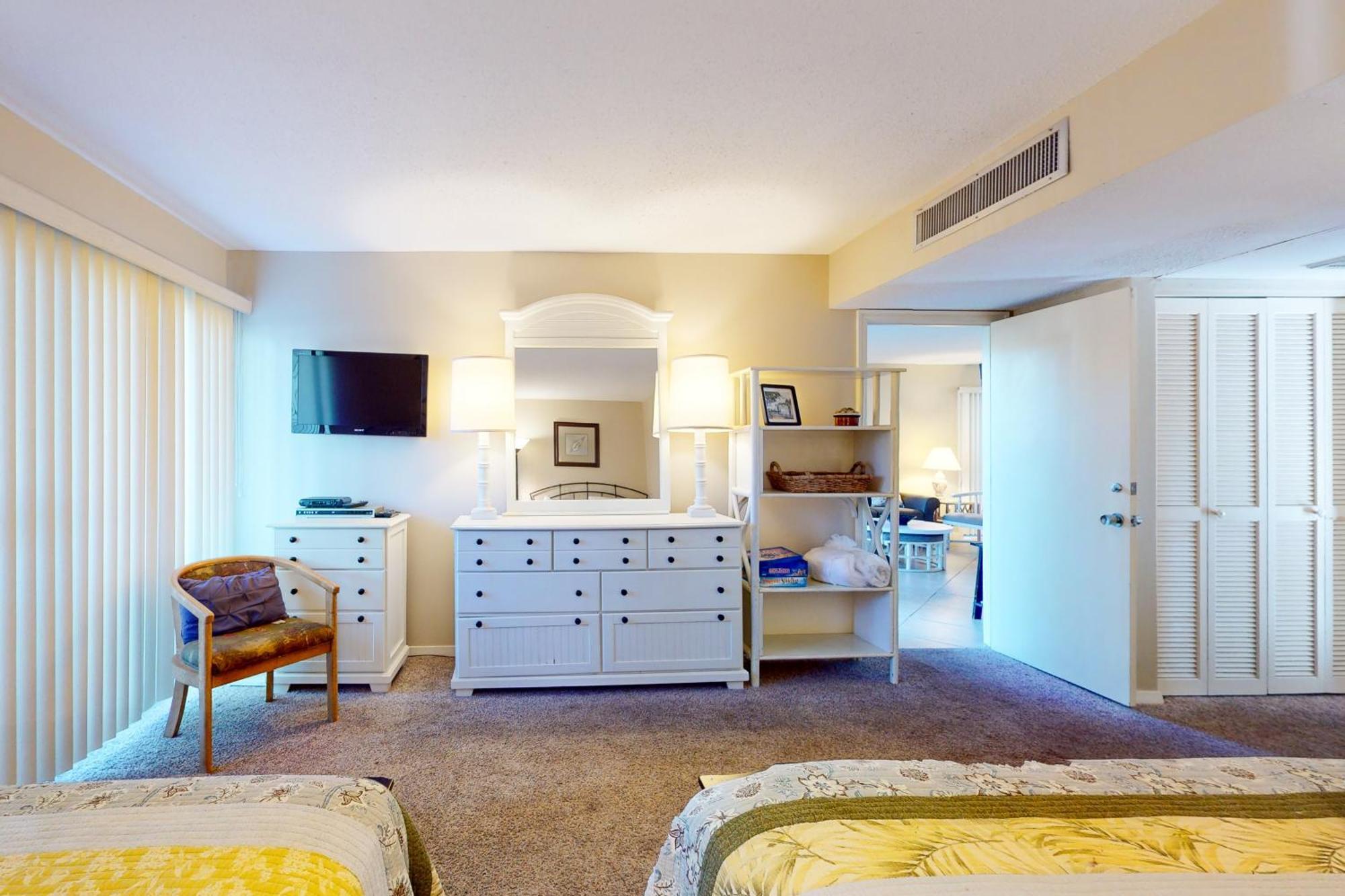 Apartment Hickory Cove 18 *