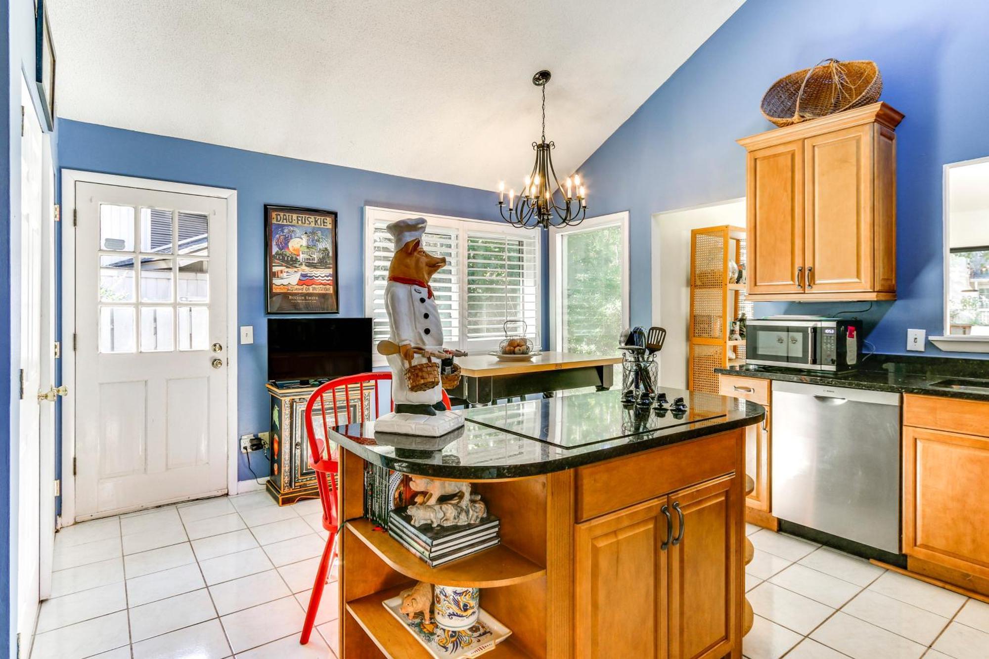 Holiday home Bright Hilton Head With Deck About 2 Mi To