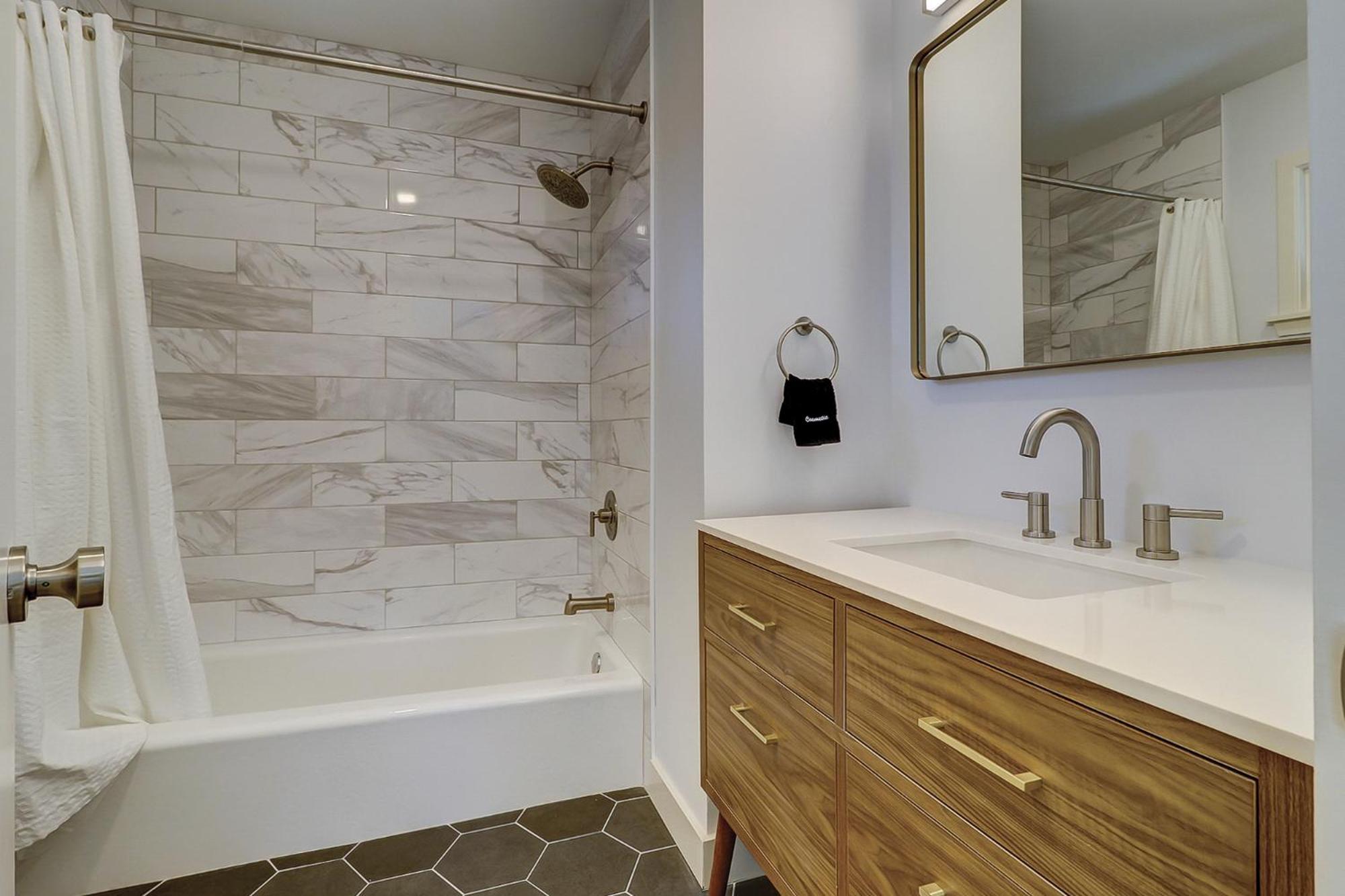 Classic 2nd Row - Pet Friendly - 2 Brown Pelican Rd Holiday home *