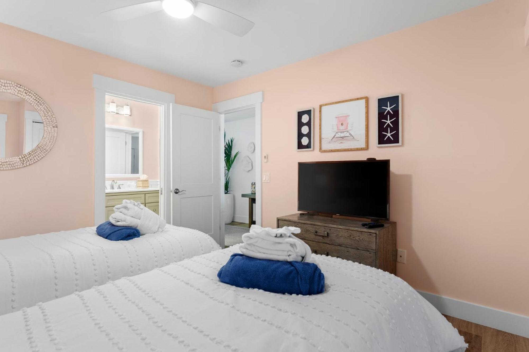 Free Pool Heat - Upscale Home, Private Heated Pool, Pet Friendly - 7 Pender Lane * Hilton Head Island