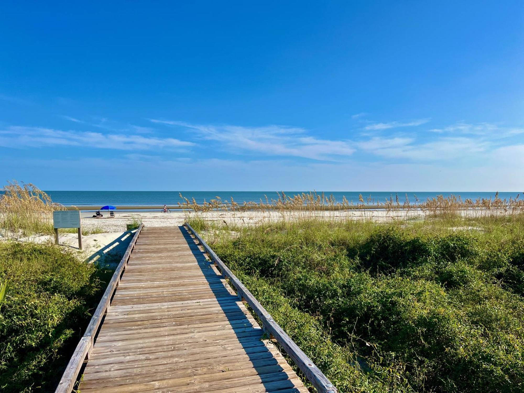 Holiday home Pet Friendly - Marsh Views - Private Pool With Free Pool Heat - 25 Stoney Creek Rd *