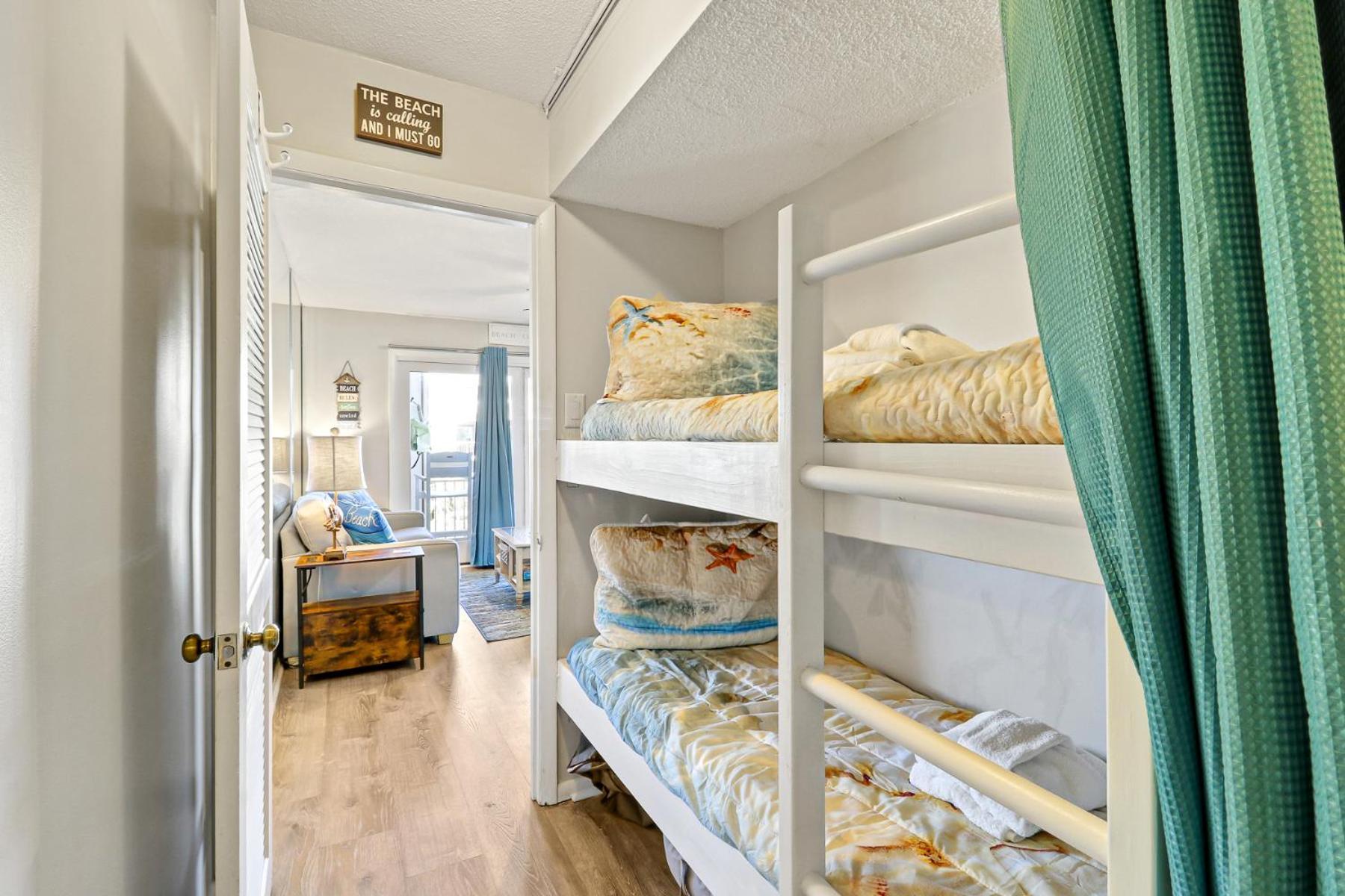 Ocean View Breakers At Coligny Apartment Hilton Head Island