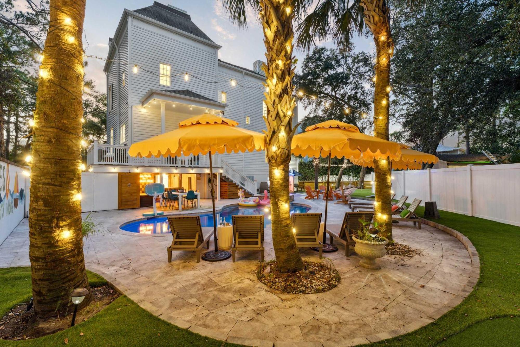Burkes Mansion - The Epic Experience Holiday home