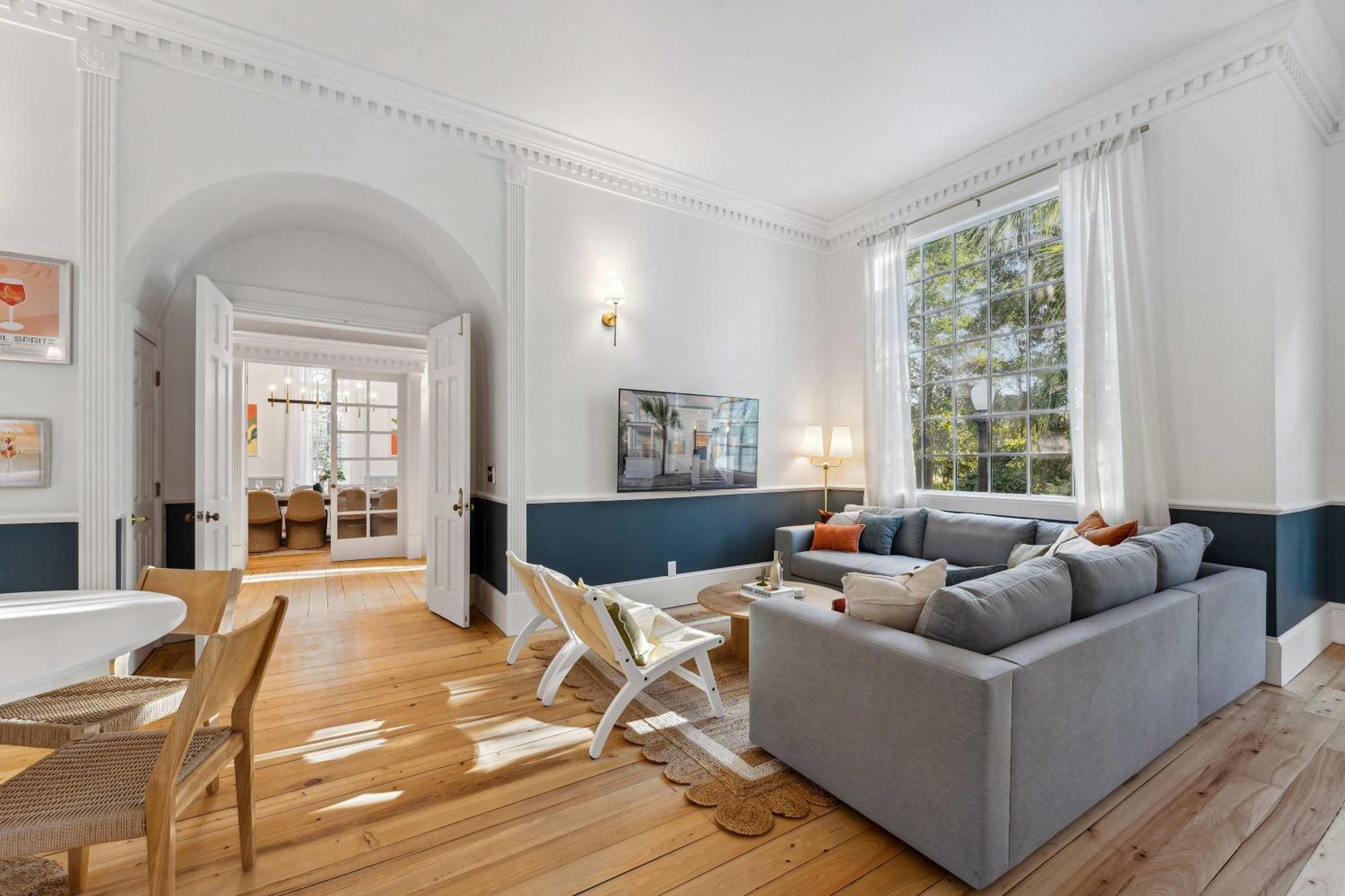 Burkes Mansion - The Epic Experience Holiday home