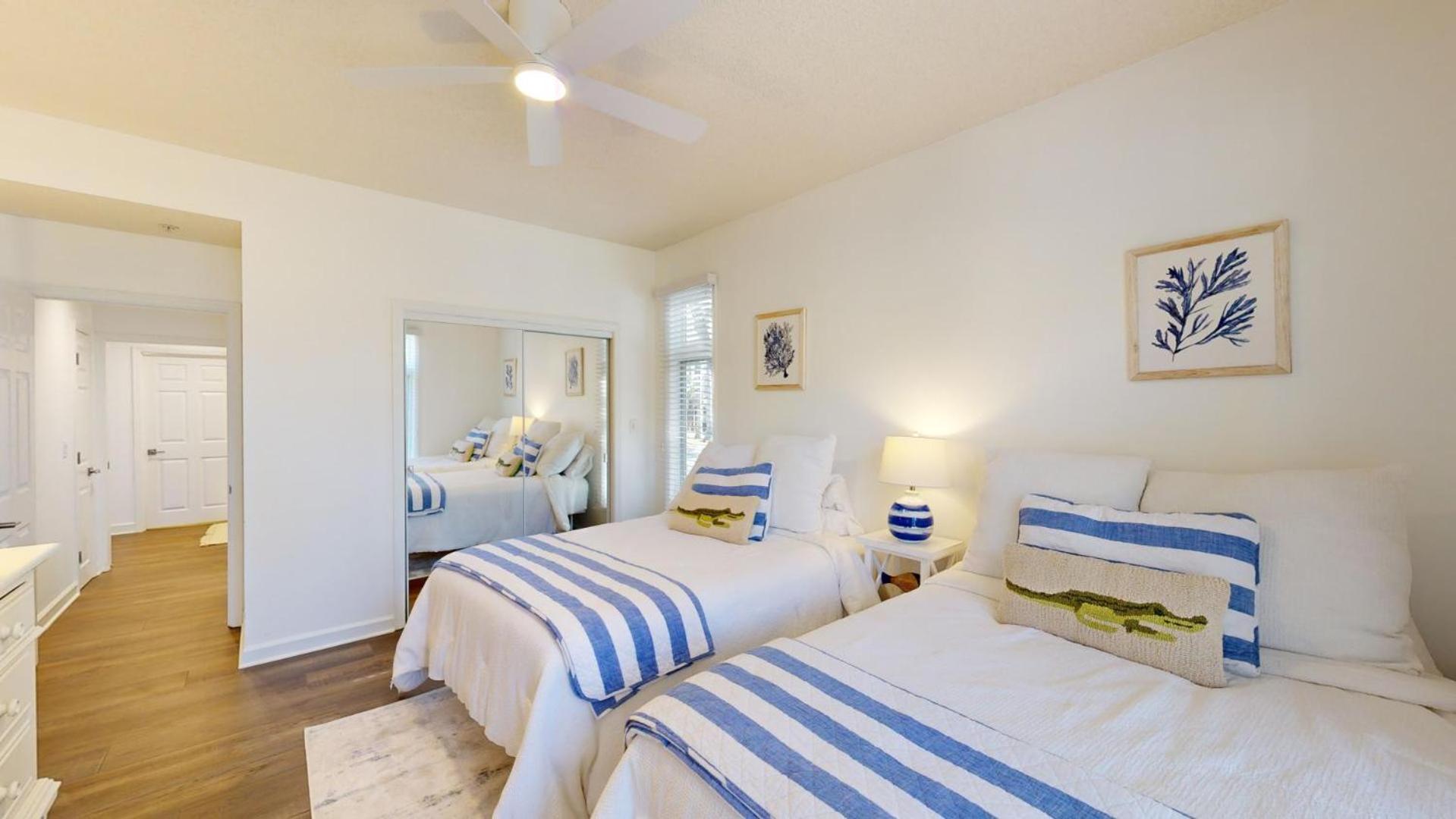 7645 Huntington Villa *