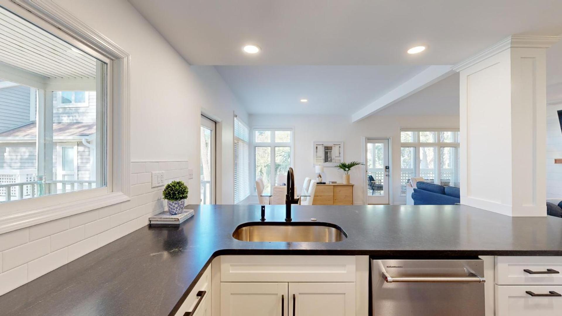 Villa 7645 Huntington *