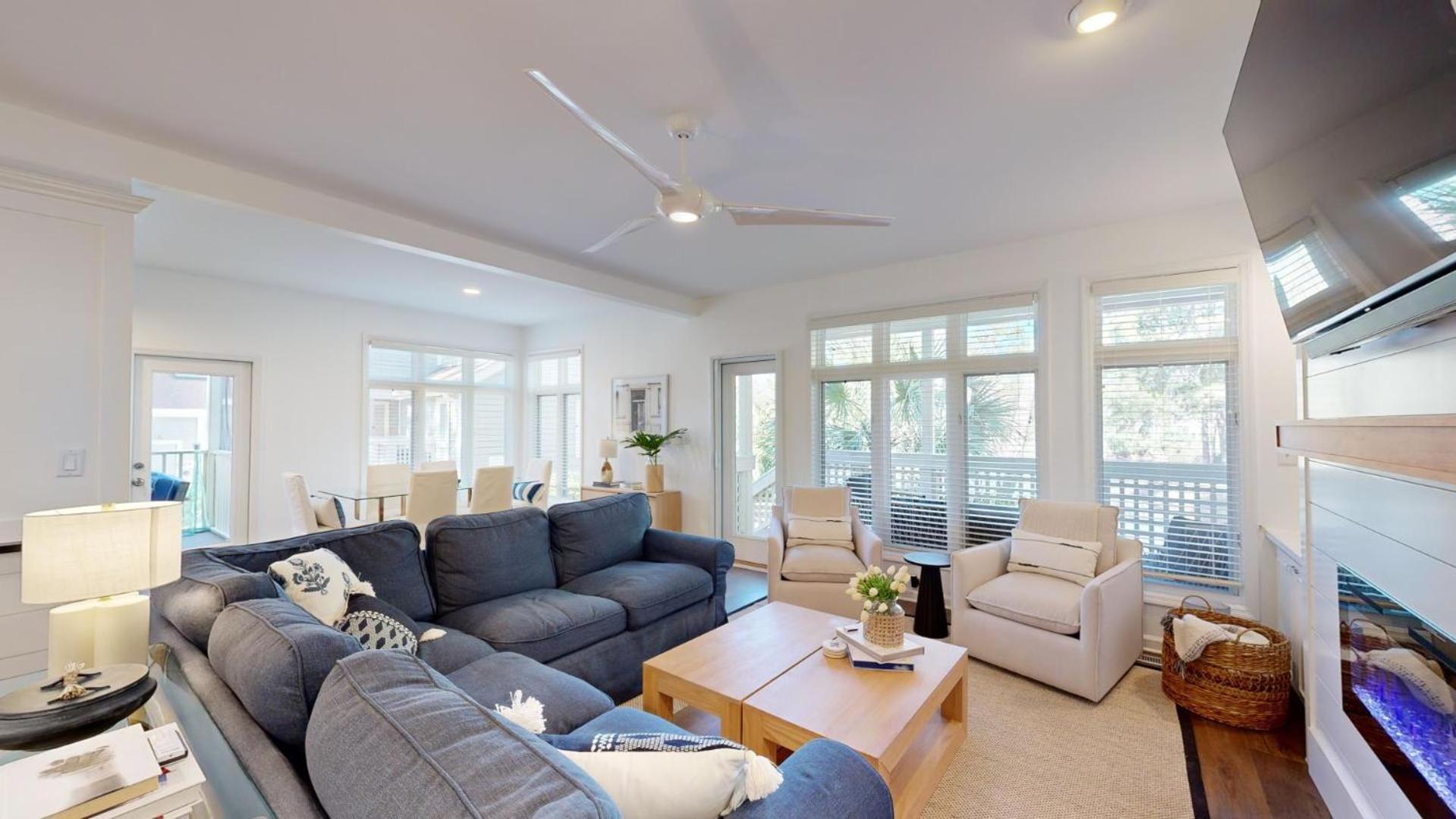 7645 Huntington Villa