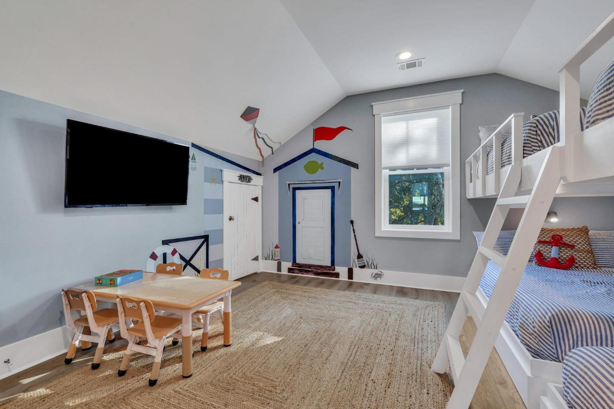 Holiday home 73 Sandcastle Court Pool Elevator Walk To The *