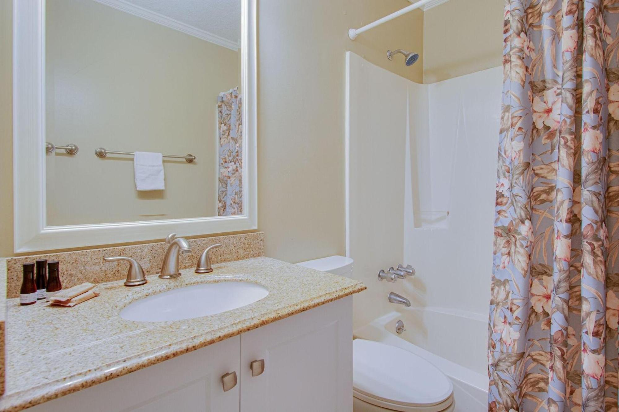 Ocean Dunes 401