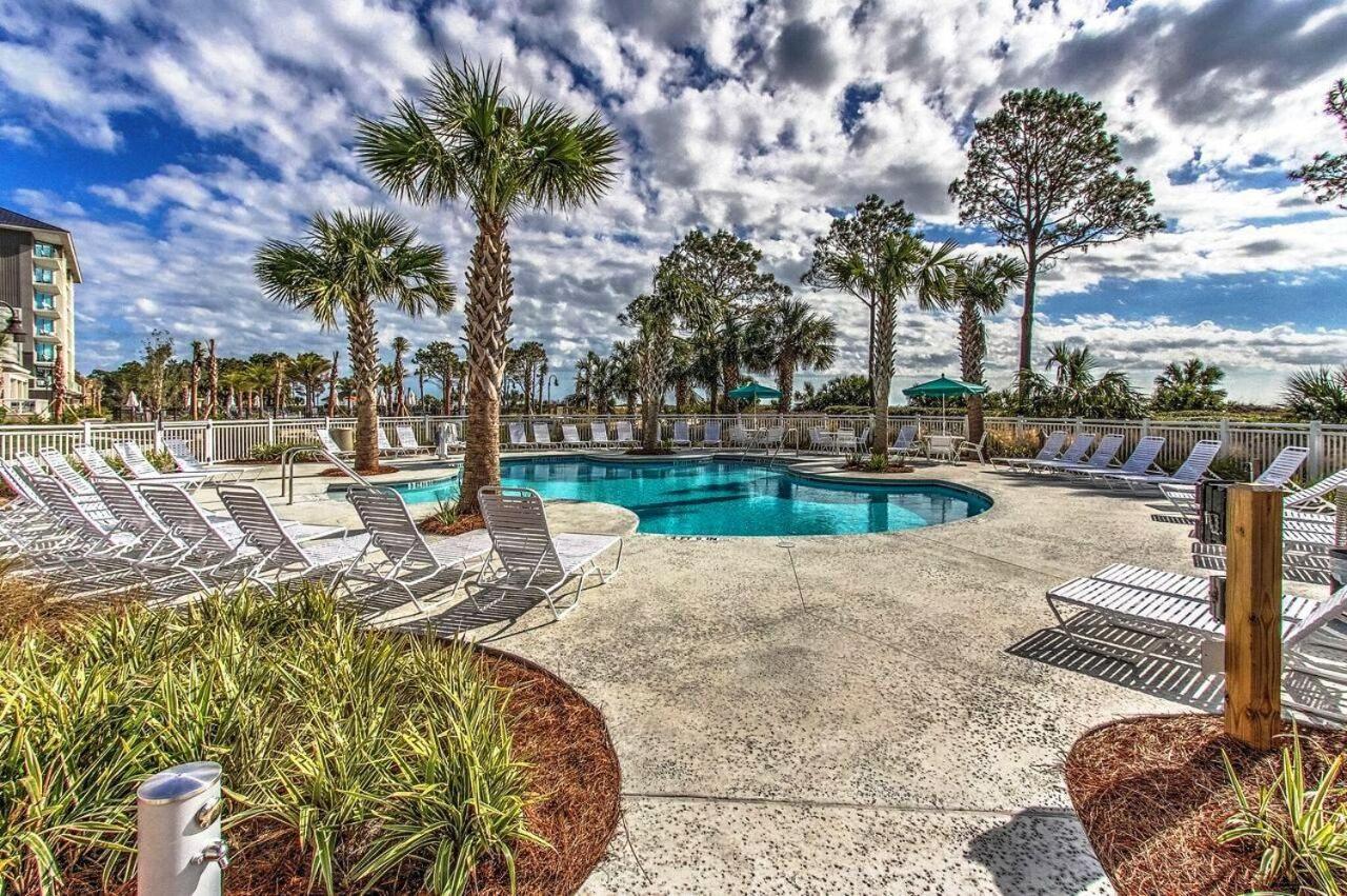 Ocean Dunes 416