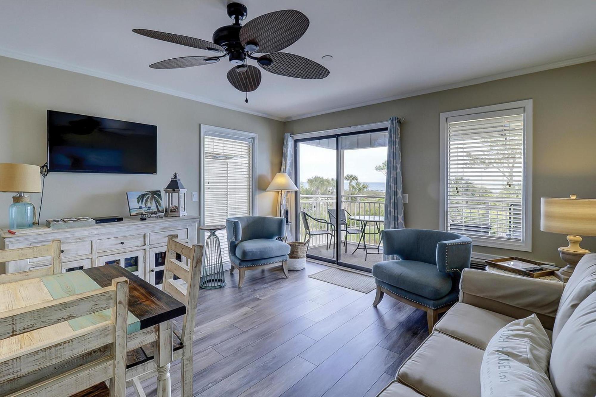 Ocean Dunes 210 *