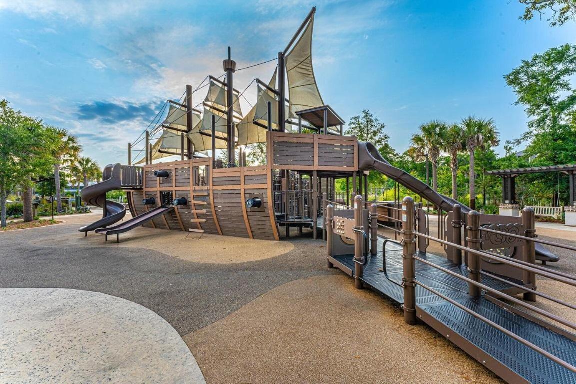 Ocean Dunes 102